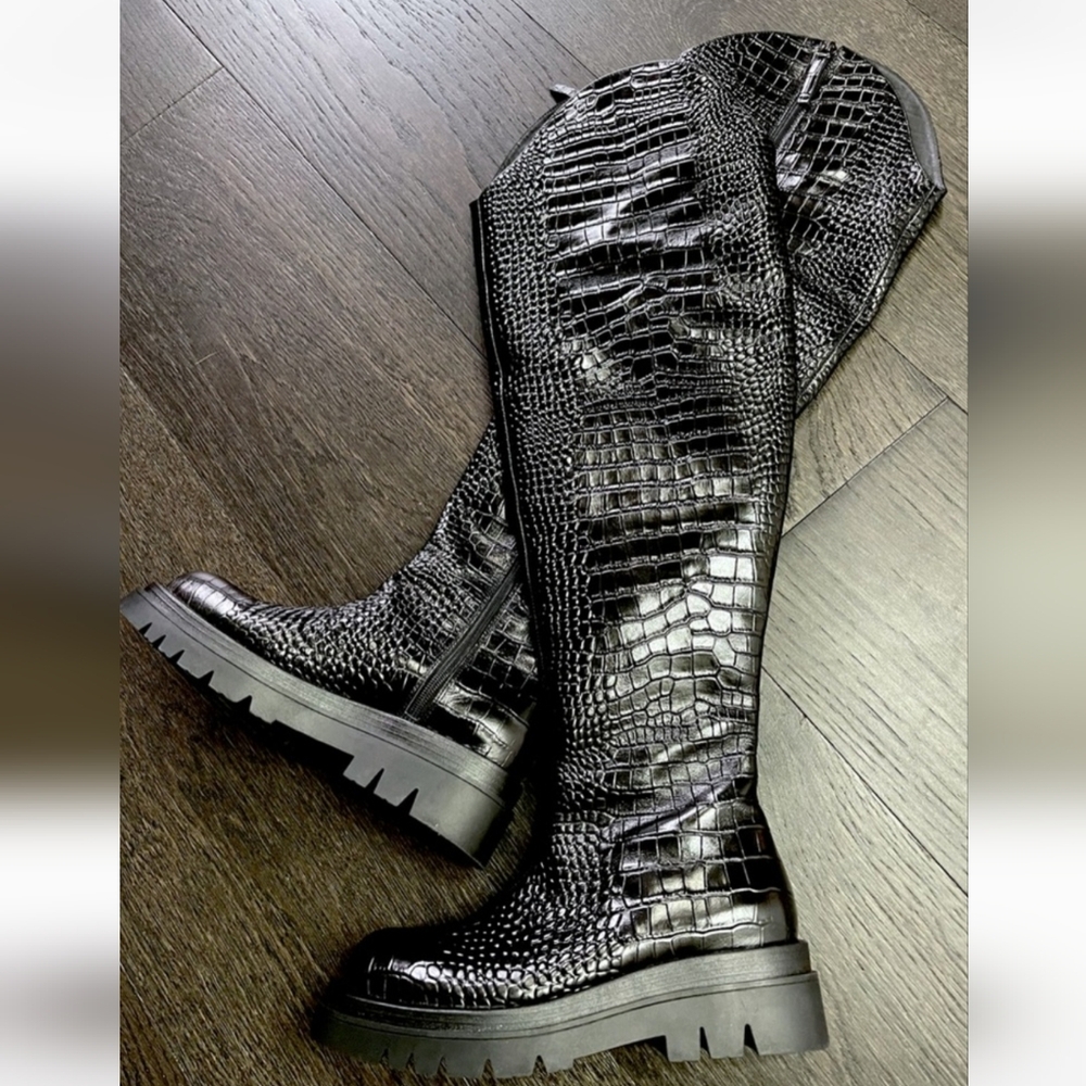 Jennifer Le Caiman Combat Boots - Picture 3 of 15